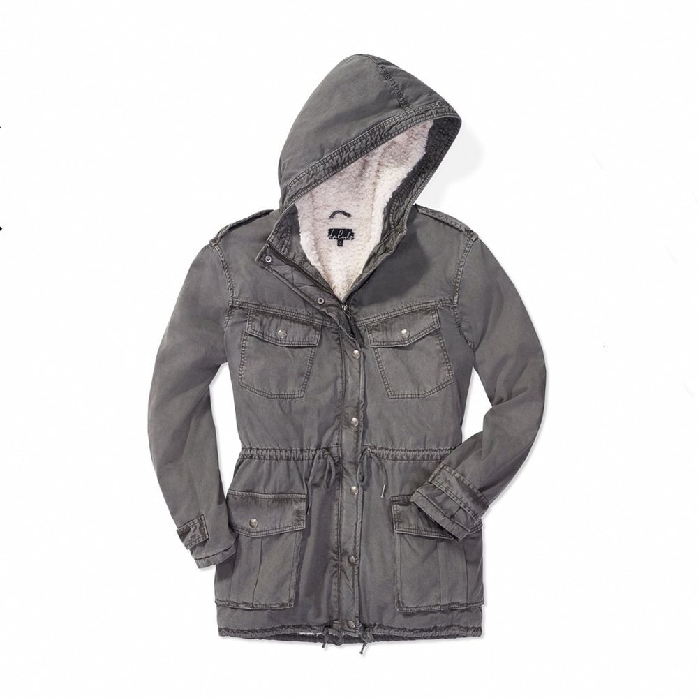 ♡ Aritzia Talula Sherpa Lined Jacket